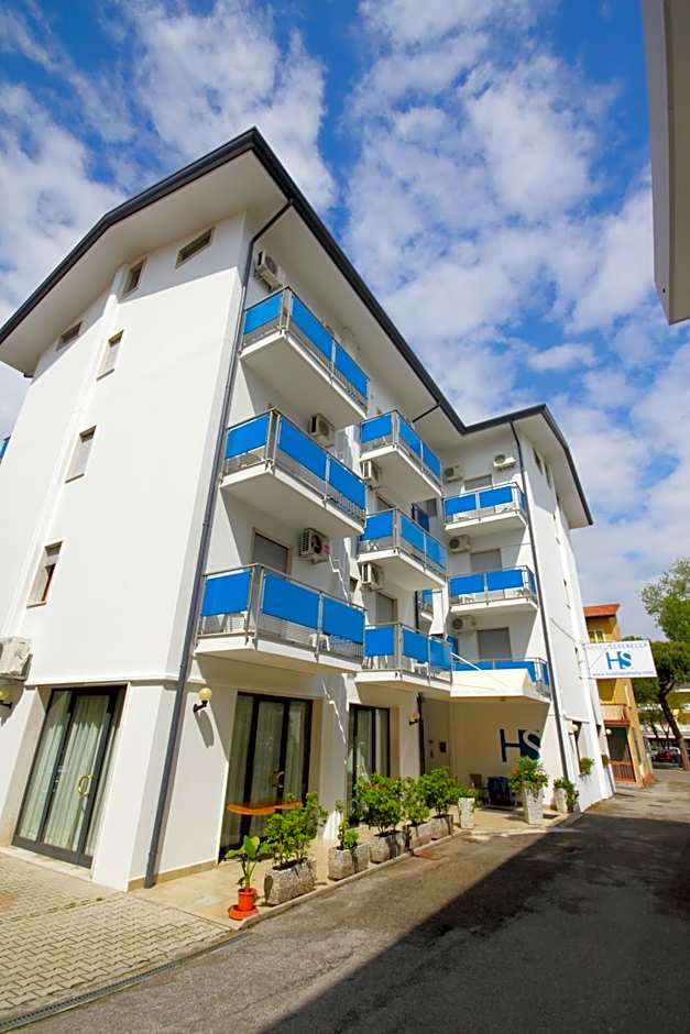 Hotel Serenella