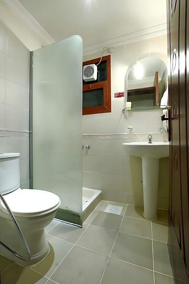 La Villa Suites Hotel