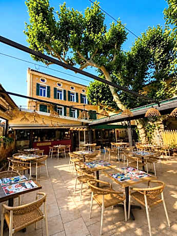 Le Grand Hotel