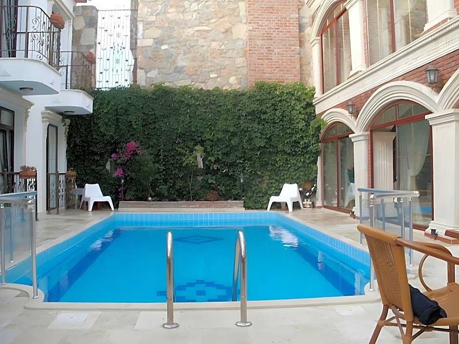Saint John Hotel