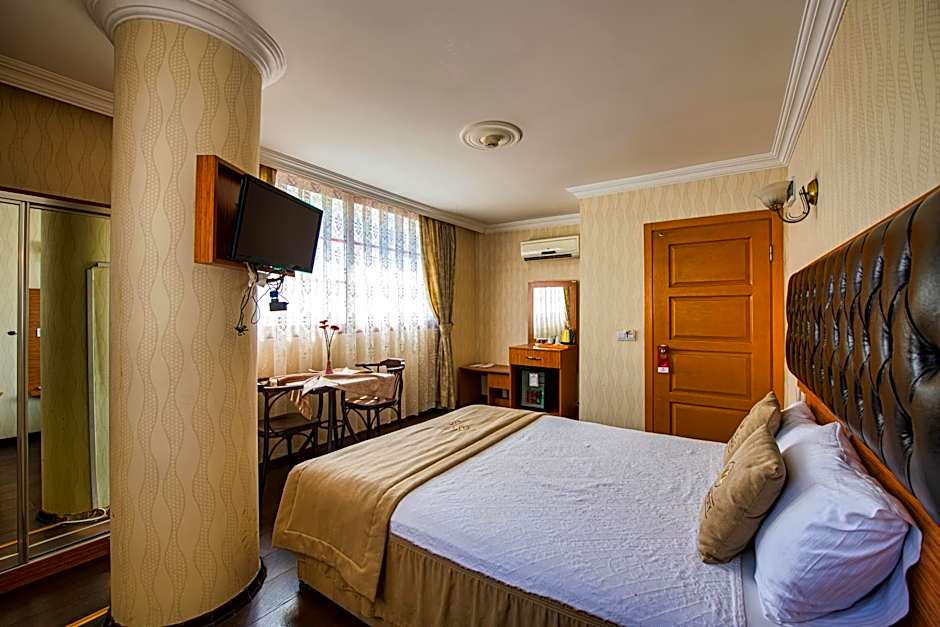 Kozan City Hotel