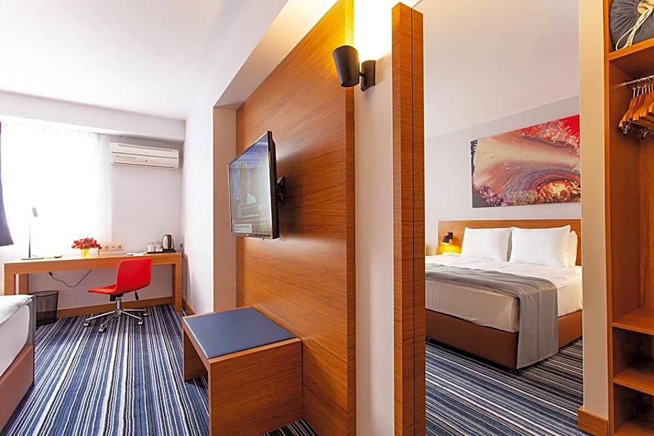 BEST WESTERN TERMINUS HOTEL