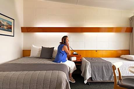 Double or Twin Room with River View - Ground Floor