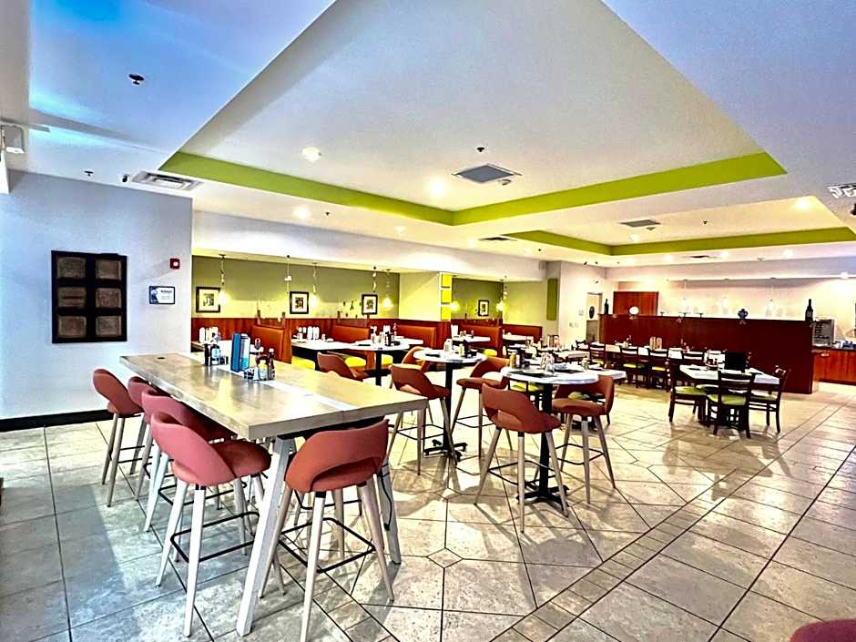 Holiday Inn Toledo - Maumee I-80/90 By IHG