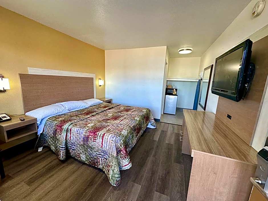Royal Inn and Suites Charlotte Airport