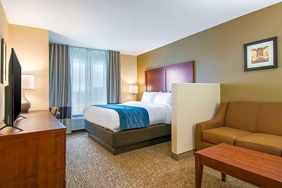 Comfort Inn & Suites Harrisburg - Hershey West