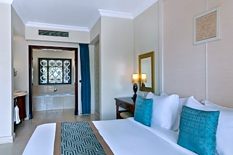 Deluxe Room with Lagoon View