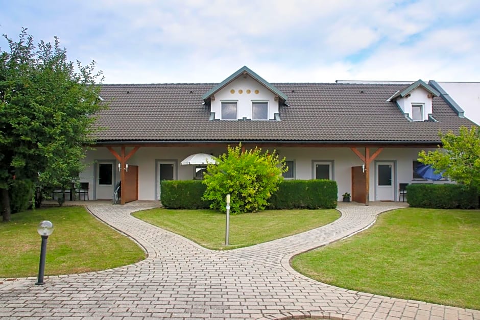 Gästehaus Finklacke – Apetlon, LA