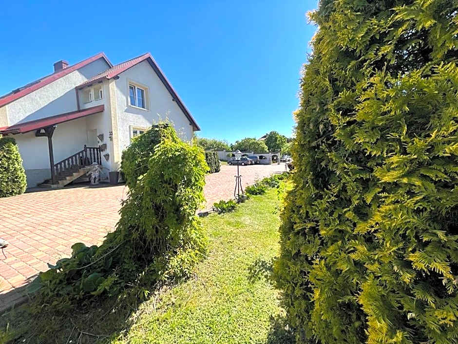Villa Regina - Spokojna okolica - 100 metrów od lasu - blisko szpitala