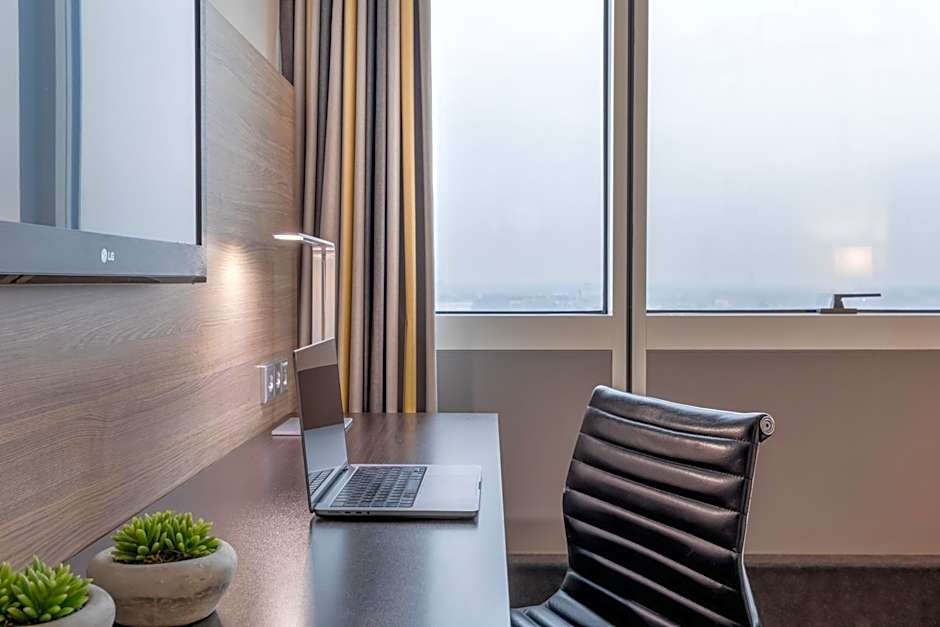 Garner Berlin - Spandau By IHG