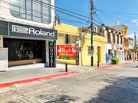 Hotel Ruah