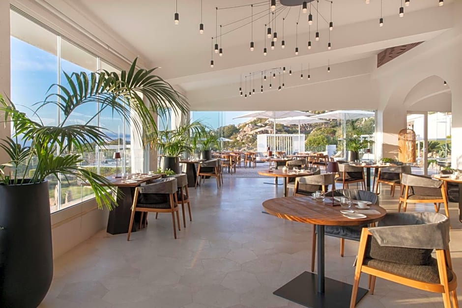 Sulia House Porto Rotondo, Curio Collection by Hilton