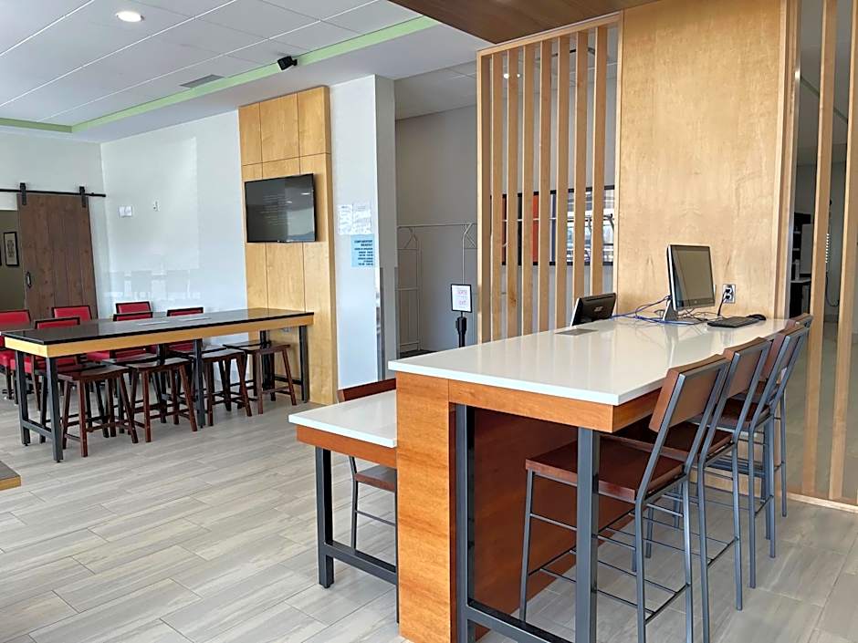 Holiday Inn Express & Suites Gatineau - Ottawa By IHG