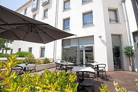Zenitude Hôtel-Résidences Narbonne Centre