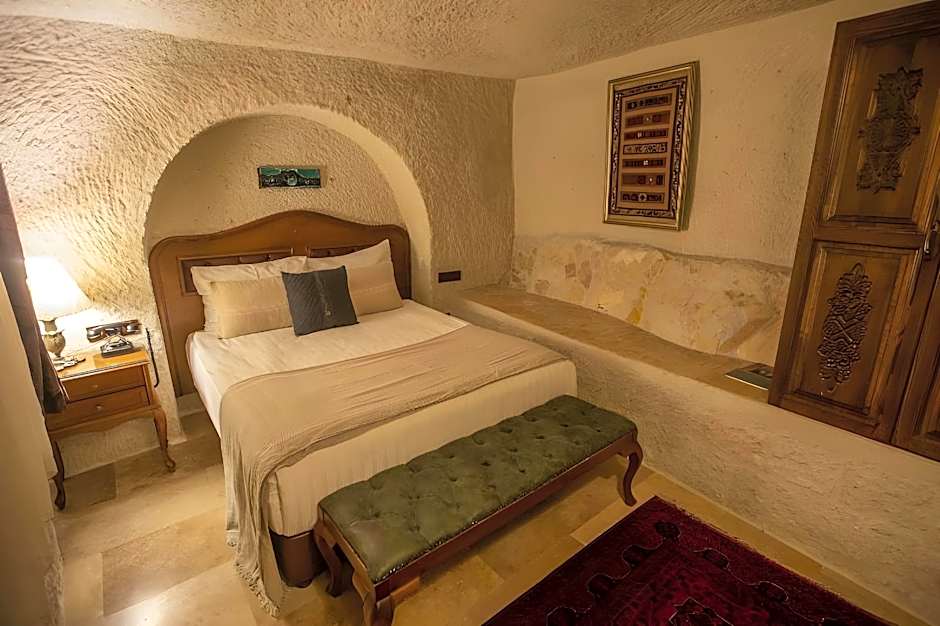 Artemis Cave Suites - Adults Only