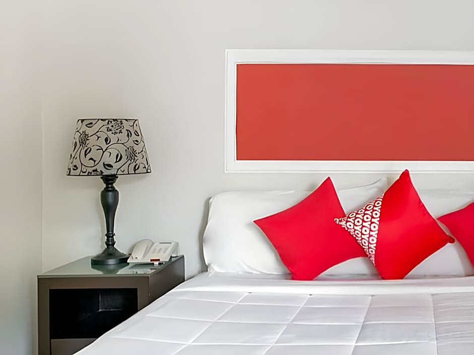 OYO Hotel Houston, TX near Medical Center NRG Stadium