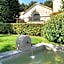 La Cour des sens, domaine d'hôtes- Spa piscine chauffée