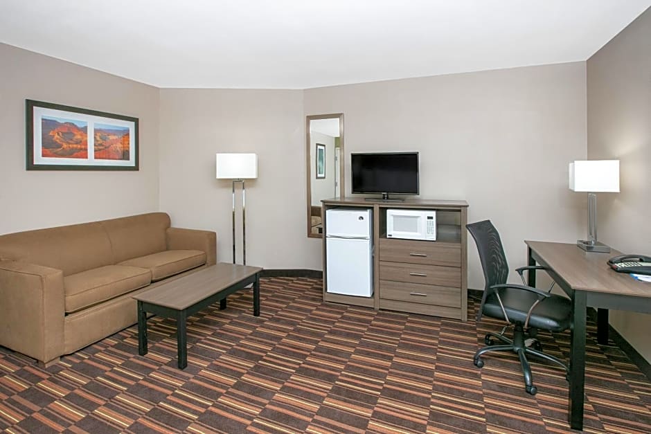 Baymont by Wyndham Plano