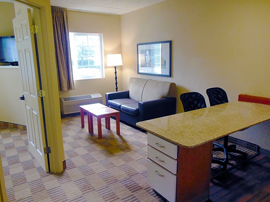 Extended Stay America Suites - Secaucus - New York City Area