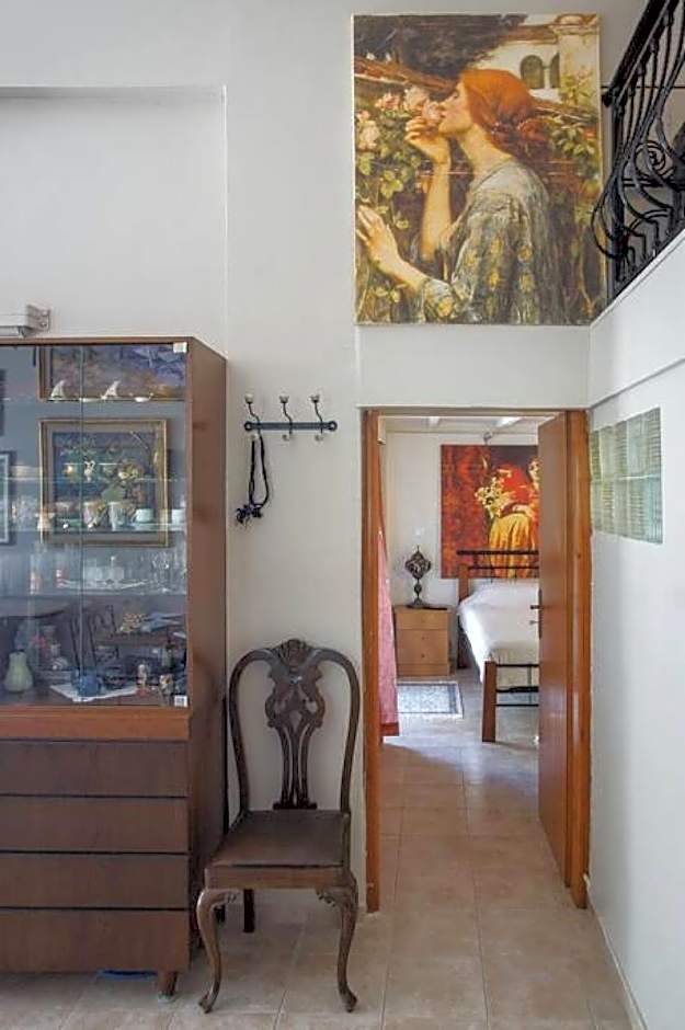 Violeta's Seaview Apartment in Rhodes