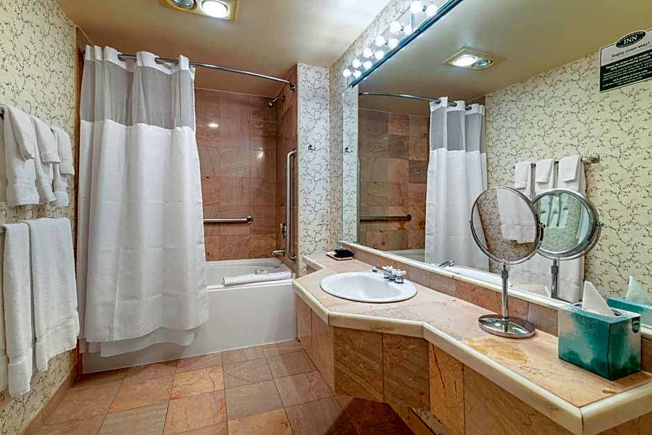 The Harraseeket Inn & Event House