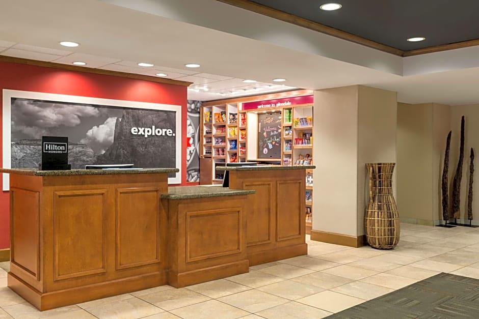 Hampton Inn By Hilton & Suites Phoenix Glendale-Westgate