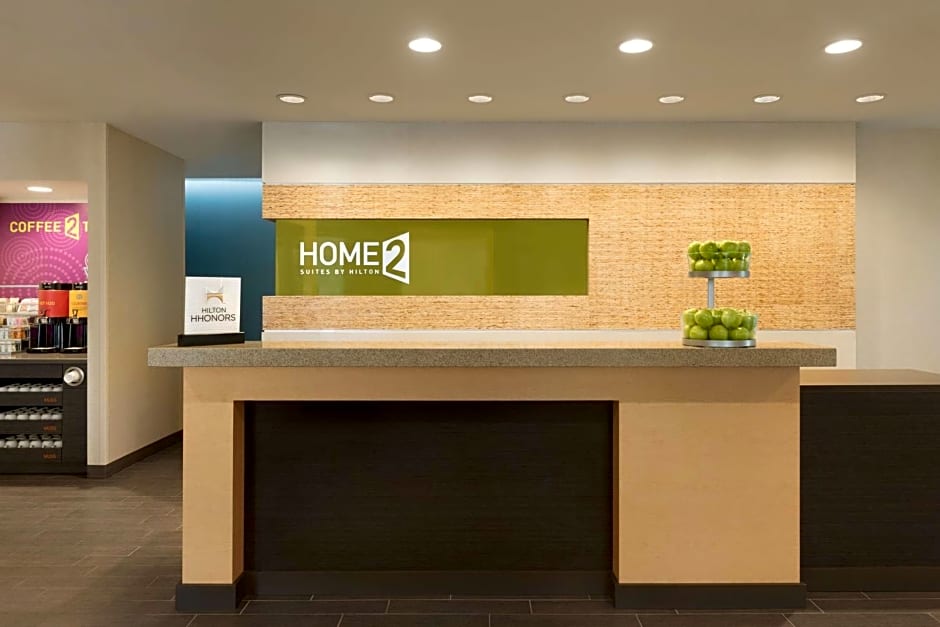 Home2 Suites by Hilton Milwaukee Brookfield