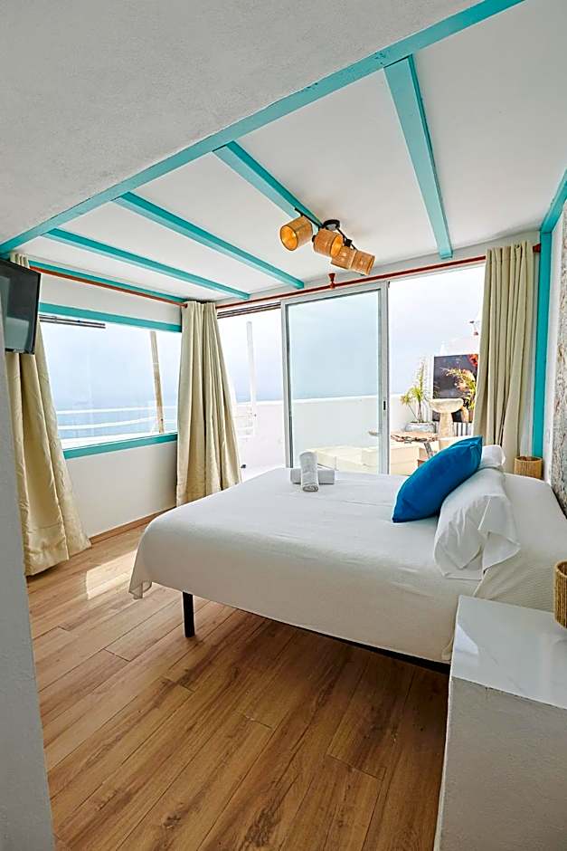 Photo 1 of 8 of Junior Suite, Terrace