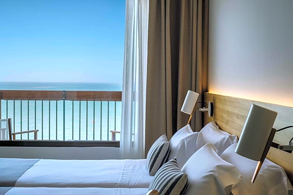 AYA Seahotel - Adults Only