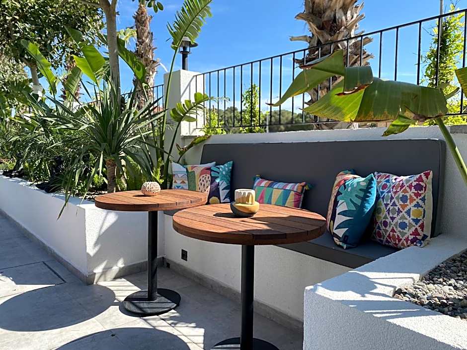 Primus Alacati Adult Only