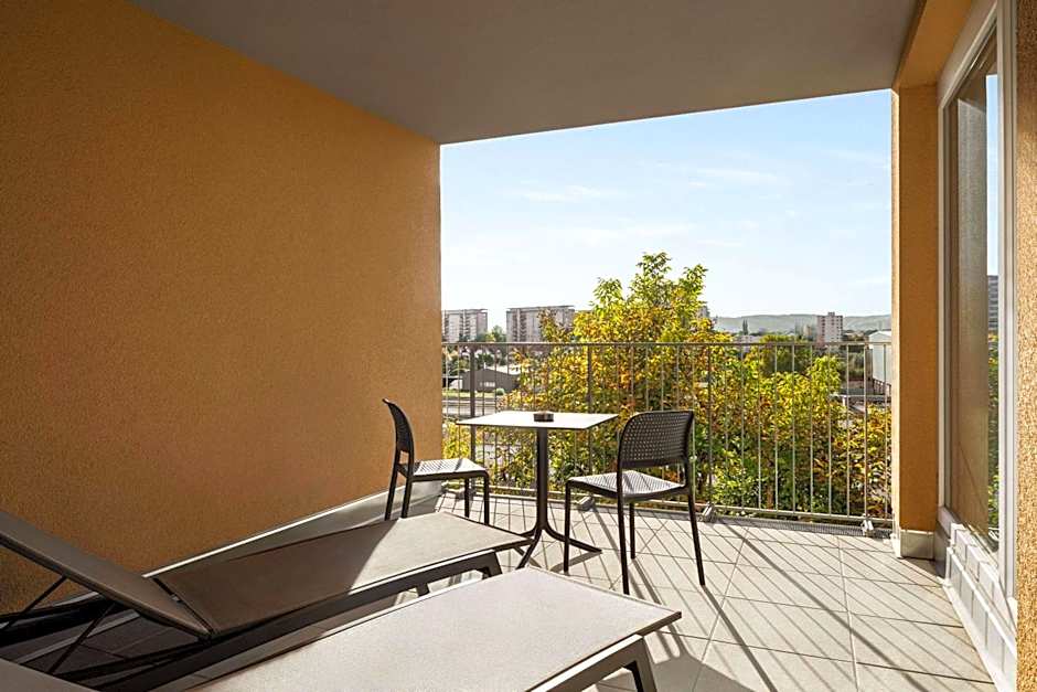 Amedia Luxury Suites Graz, Trademark Collection by Wyndham