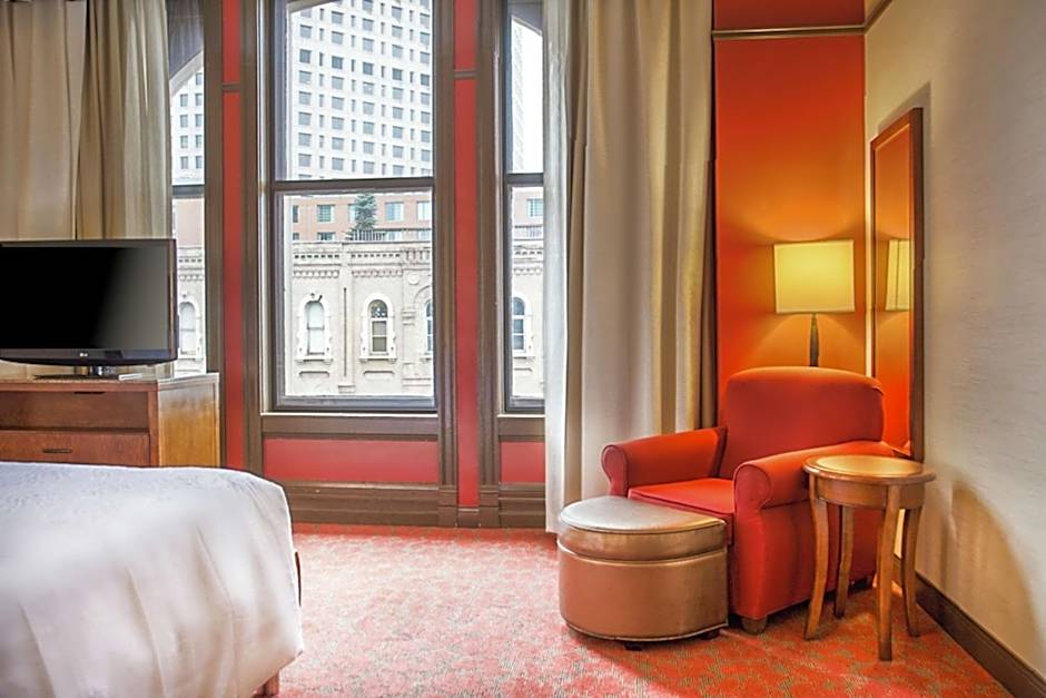 Hilton Garden Inn Milwaukee Downtown