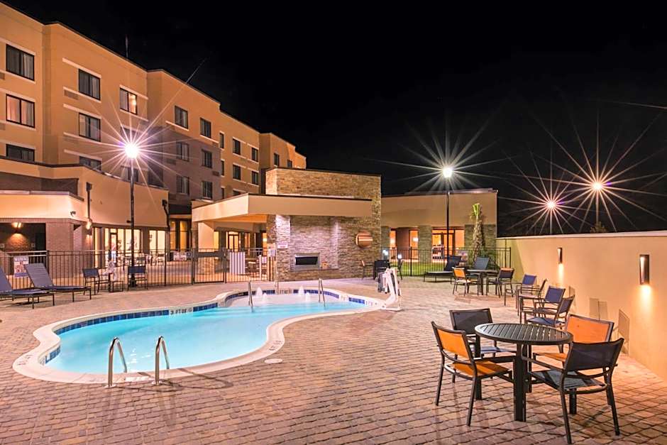 Courtyard by Marriott Jacksonville