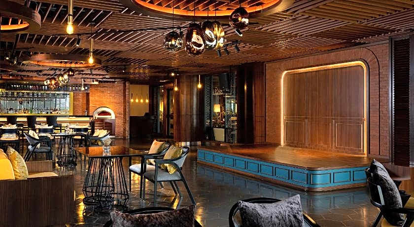 JHL Solitaire Gading Serpong