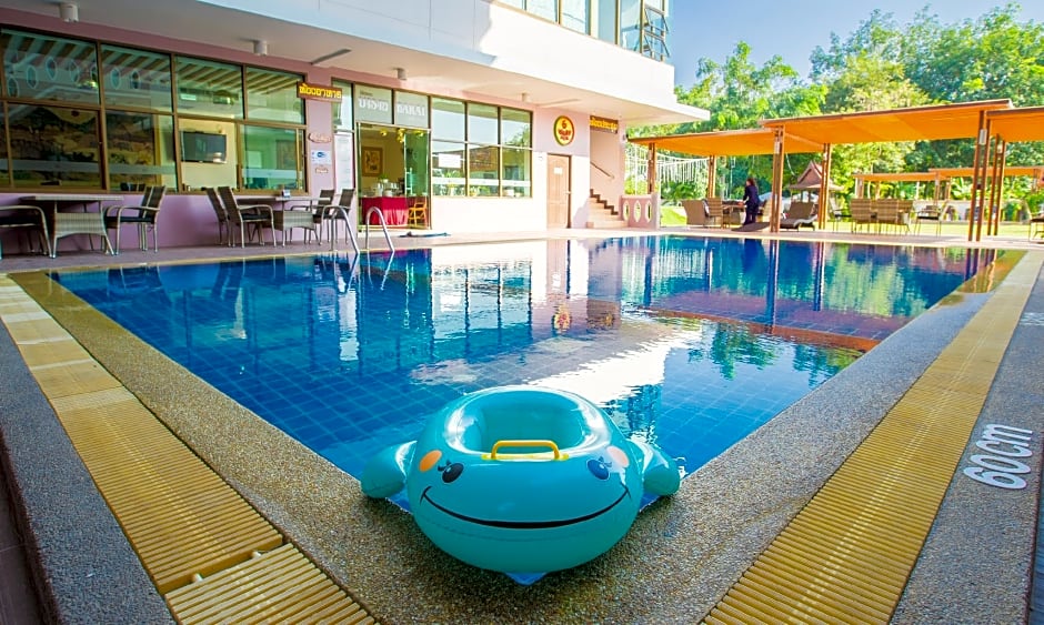 Phanomrungpuri Hotel