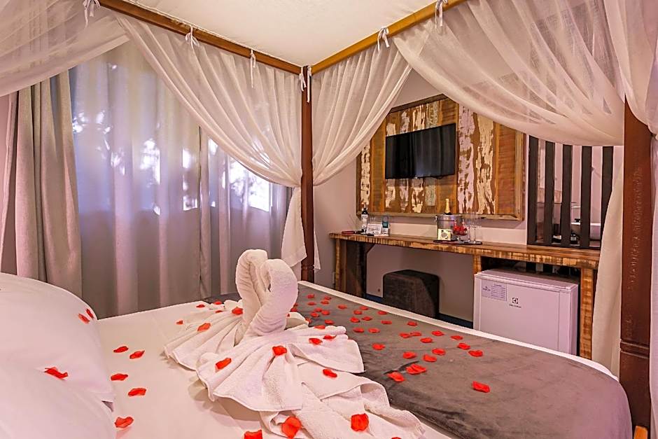 Pousada Rosa 08 - Café da manhã Gourmet, Suítes com Banheira a 150m do Centrinho da Praia do Rosa