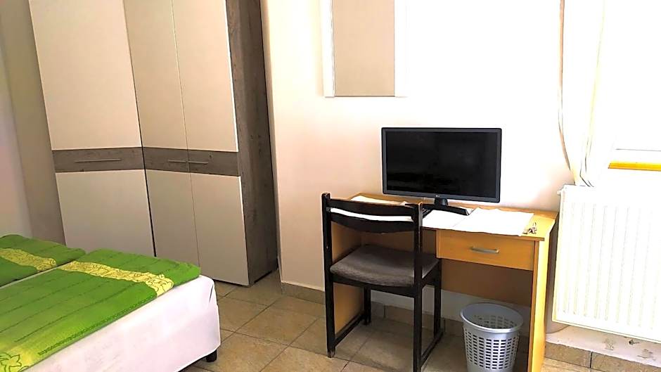 Hostel Maros