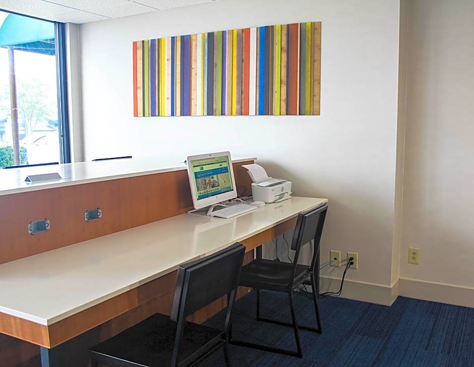 Holiday Inn Express Atl West (I-20) Dville Area By IHG