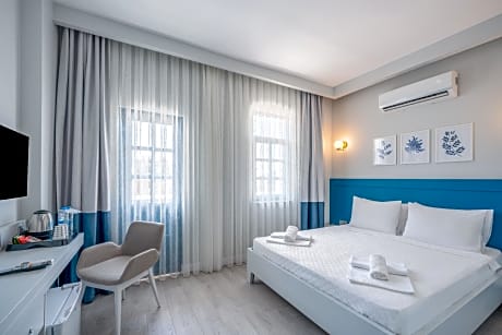 Partial Sea View Room