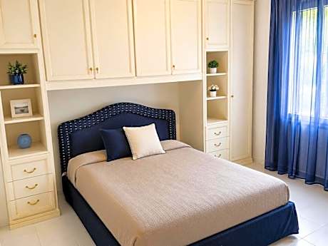 One-Bedroom Apartment - Ground Floor