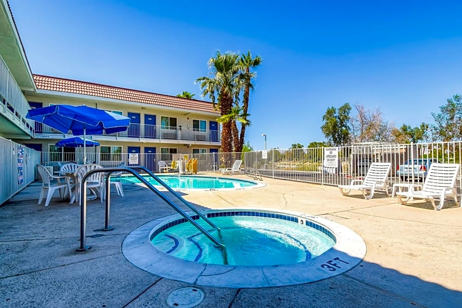 Motel 6 Palm Springs - Rancho Mirage