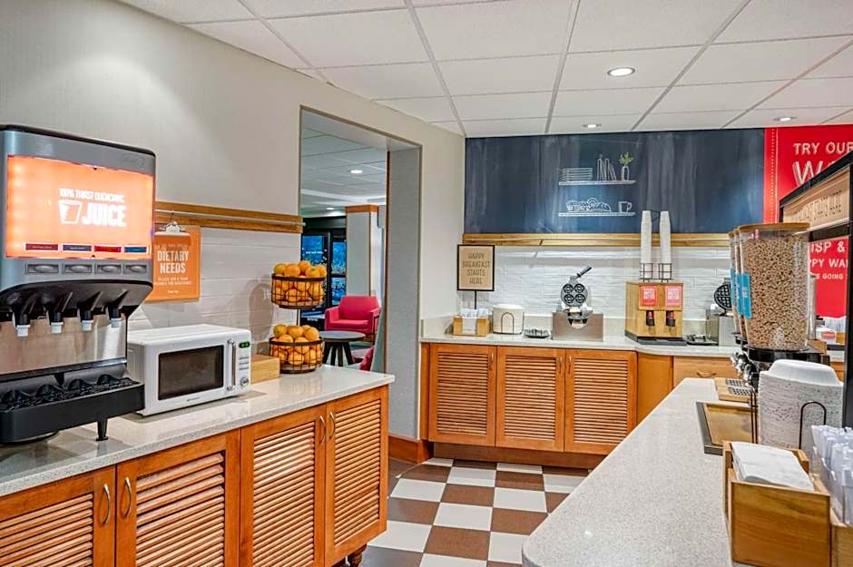 Hampton Inn By Hilton Baltimore/White Marsh