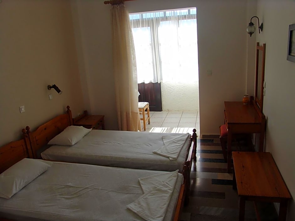 Notis Hotel