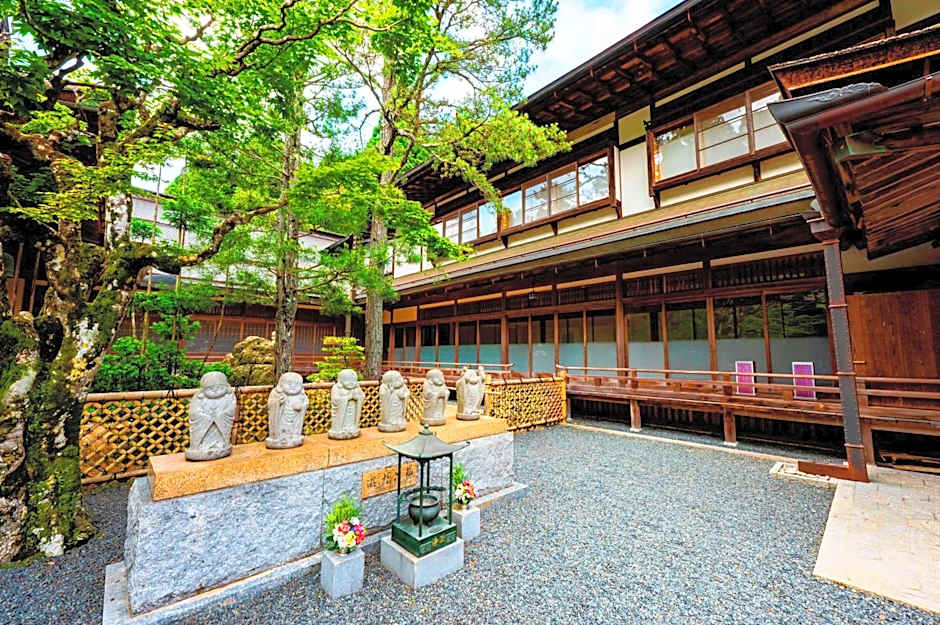 高野山 宿坊 龍泉院 -Koyasan Shukubo Ryusenin-