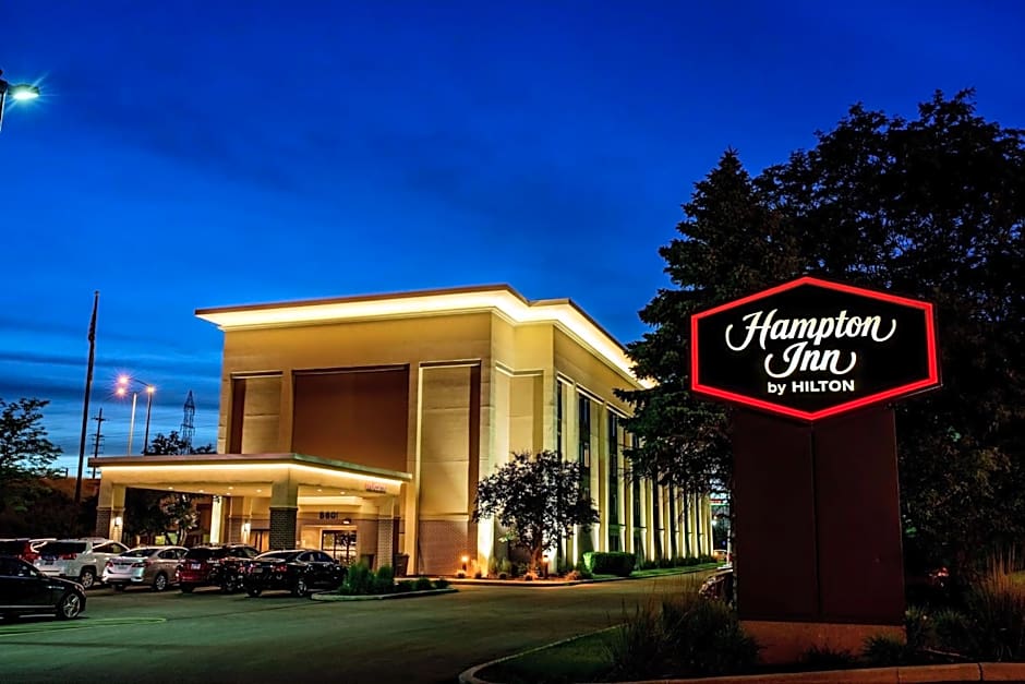 Hampton Inn By Hilton Milwaukee-Northwest