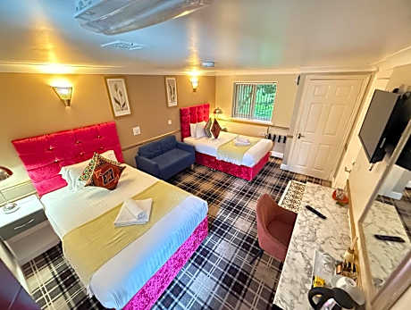 Superior Twin Room with Garden View