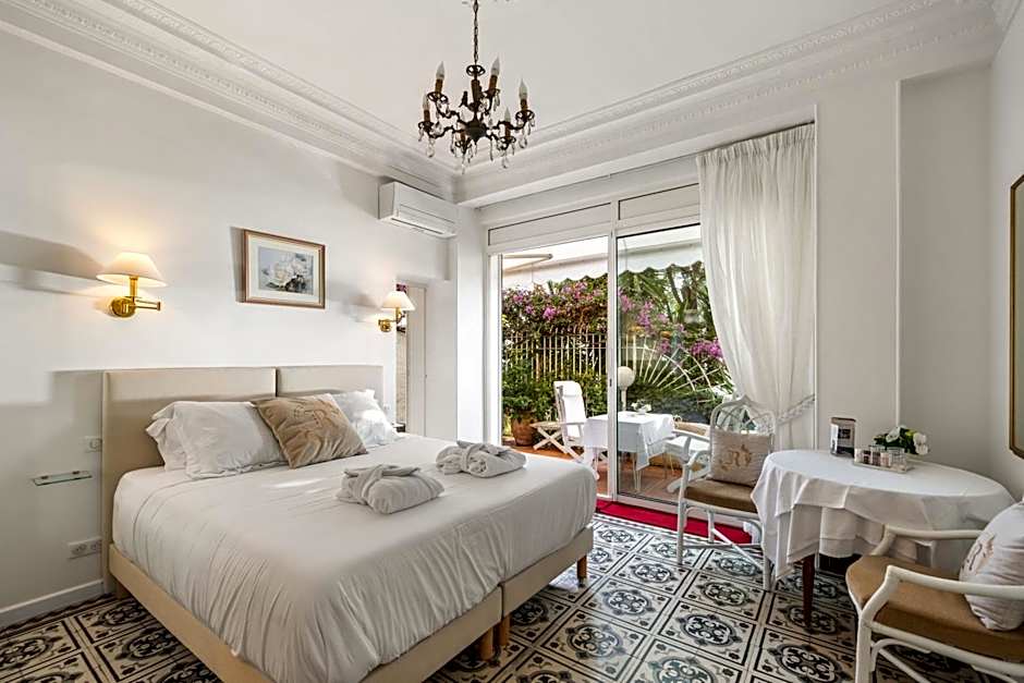 Hôtel Le Roquebrune