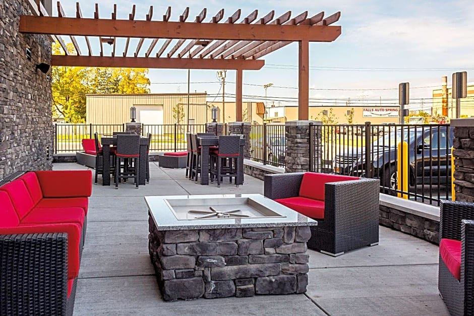 Comfort Inn & Suites Niagara Falls Blvd USA