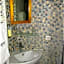 Aix Hotel