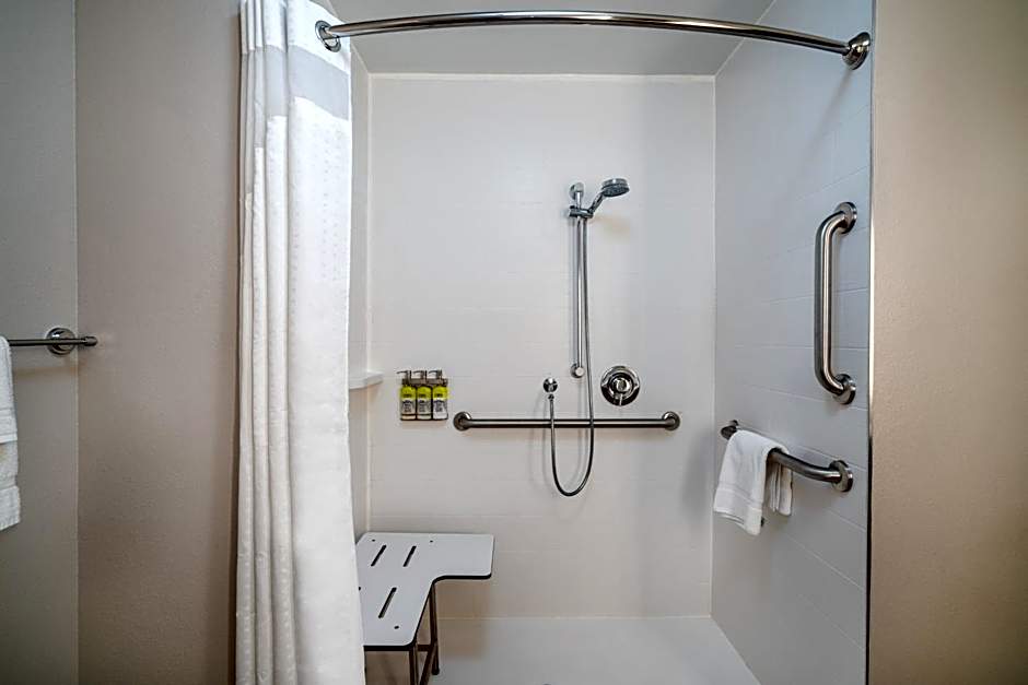 Holiday Inn Express And Suites Atlanta Arpt Ne - Hapeville By IHG